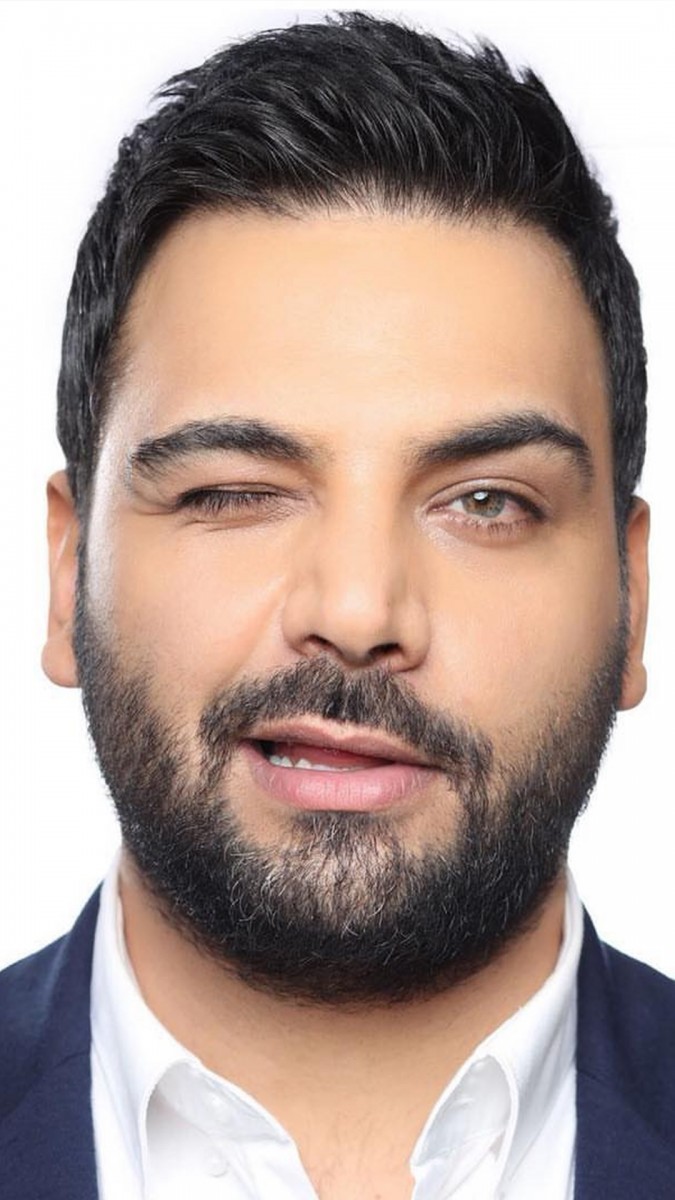 احسان علیخانی-مجری
